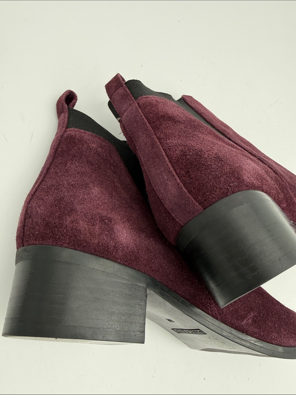 Marc Fisher Burgundy Suede Pointed Chelsea Booties women 9M pull on casual retro - Picture 9 of 16